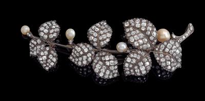 An Oriental and cultured pearl and diamond brooch - Jewellery
