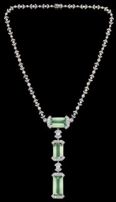 A diamond and hiddenite necklace - Klenoty