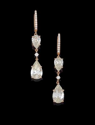 A pair of diamond ear pendants total weight c. 6.95 ct - Jewellery