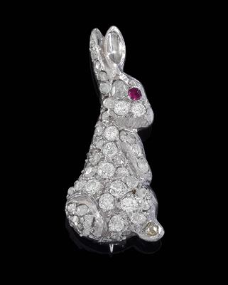 A diamond brooch in the shape of a rabbit - Jewellery