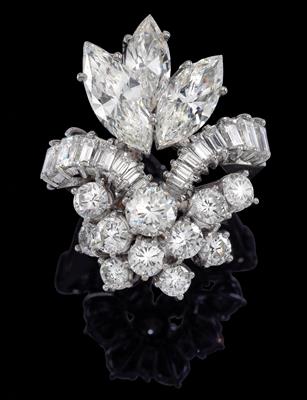 A diamond ring total weight c. 7.65 ct - Gioielli