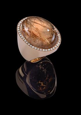 A rutilated quartz ring c. 31 ct by De Lazzari - Jewellery