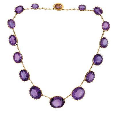 An amethyst necklace - Gioielli