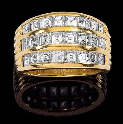 A diamond ring by Boucheron, total weight c. 2.30 ct - Klenoty