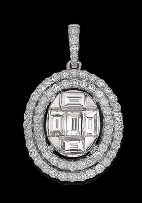 A diamond pendant, total weight c. 1.40 ct - Jewellery