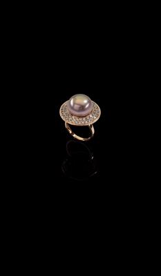 A brilliant and cultured pearl ring - Jewellery
