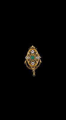 A diamond and emerald pendant - Jewellery