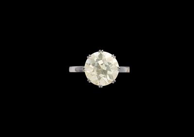 An Old-Cut Brilliant Solitaire c. 4.30 ct - Gioielli