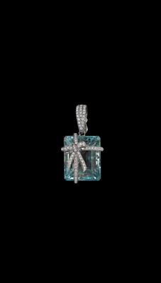 A Brilliant and Aquamarine Pendant - Jewellery