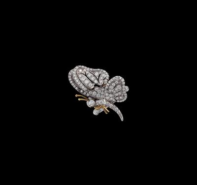 A Brilliant Butterfly Ring by Chantecler, Total Weight c. 3 ct - Klenoty