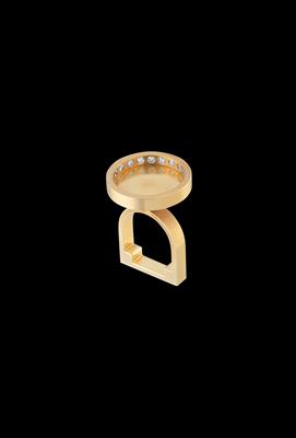 A Kinetic Brilliant Ring by Friedrich Becker, Total Weight c. 1 ct - Jewellery