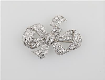 A Diamond Bow Brooch Total Weight c. 8 ct - Jewellery