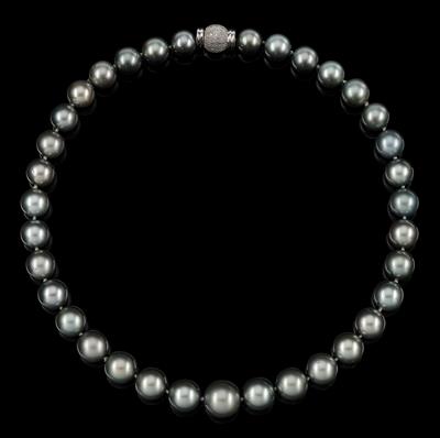 A South Sea Cultured Pearl Necklace (Tahiti) - Gioielli