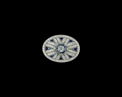 An Old-Cut Diamond Brooch, Total Weight c. 2.05 ct - Jewellery