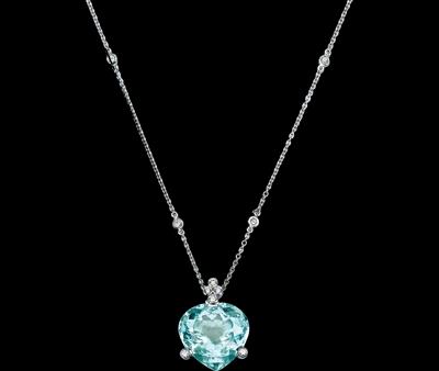 An Aquamarine Pendant c. 40 ct - Jewellery