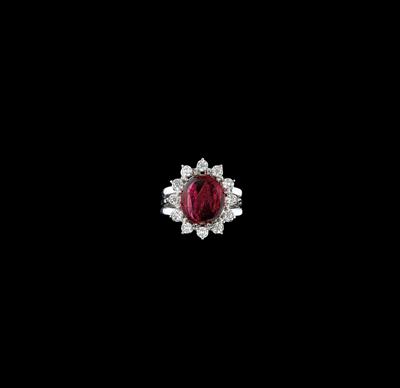 A Brilliant Ring with Untreated Burmese Spinel 10.25 ct - Jewellery