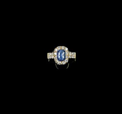 A Brilliant Ring with Untreated Sapphire c. 6.35 ct - Jewellery