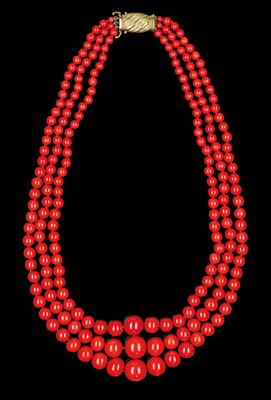 A Coral Necklace by Bulgari - Klenoty