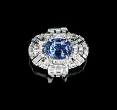A Diamond and Sapphire Ring - Jewellery
