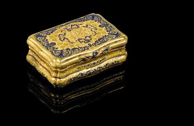 A Snuff Box by Karl Martin Weishaupt & Söhne - Jewellery