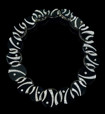 An Onyx Necklace With Brilliants, Total Weight c. 18 ct - Klenoty