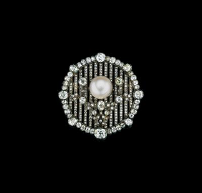 An Old-Cut Diamond Brooch, Total Weight c. 7 ct - Gioielli