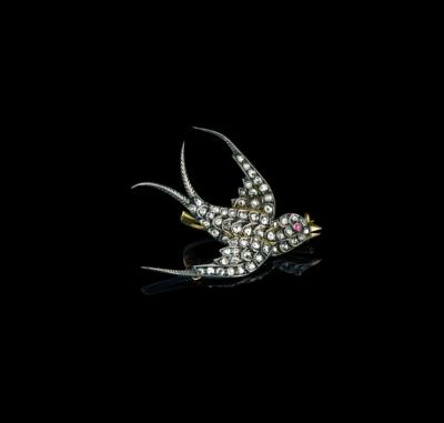 A Diamond Rhomb Swallow Brooch - Jewellery