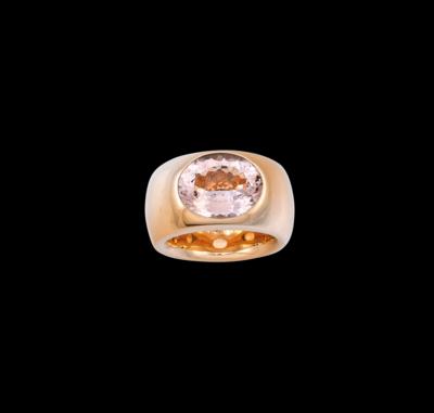 A Morganite Ring, c. 7 ct - Jewellery