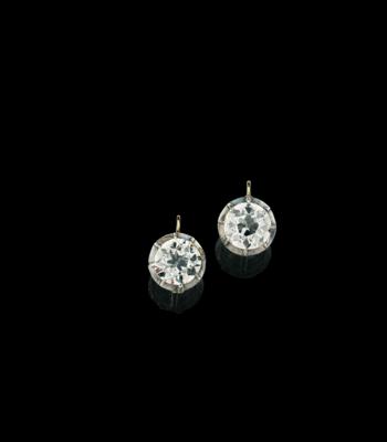 A pair of old-cut diamond solitaire earrings, total weight c. 6.60 ct - Šperky