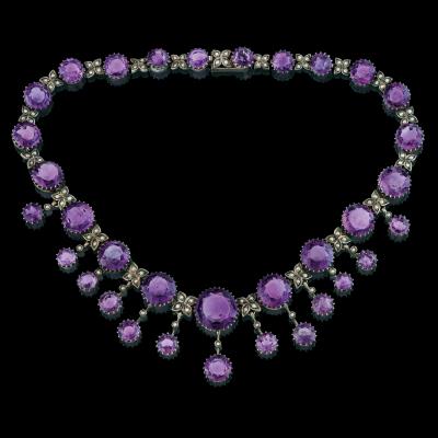 An amethyst necklace - Exquisite Jewels