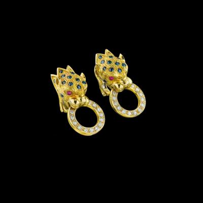 A pair of brilliant and sapphire leopard ear clips - Exquisite Jewels