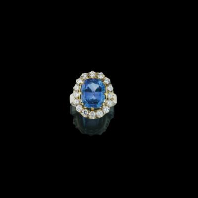 A brilliant ring with untreated sapphire c. 9.50 ct - Exkluzivní šperky