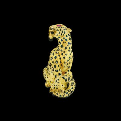 A leopard brooch - Exquisite Jewels