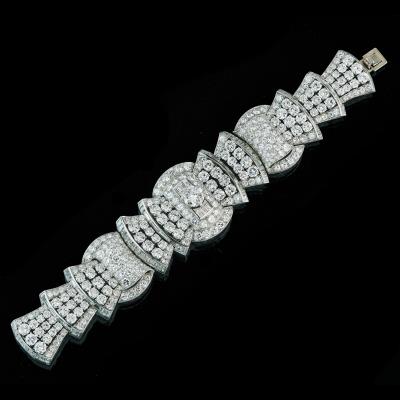 A diamond bandeau tiara/bracelet from an old European aristocratic collection, total weight c. 50 ct - Exquisite Jewels