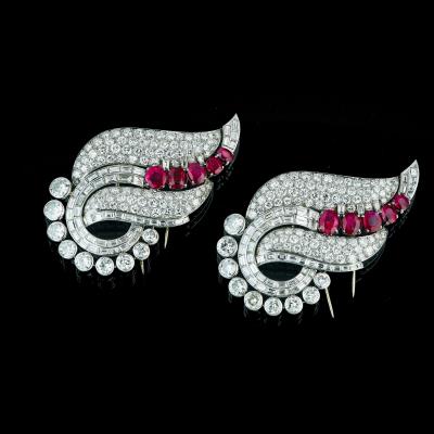 A pair of diamond double clips with untreated rubies, total weight c. 8 ct, Burma type - Exkluzivní šperky