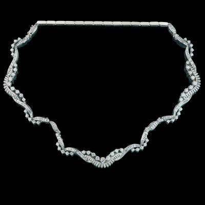 A diamond necklace total weight c. 8 ct - Exquisite Jewels