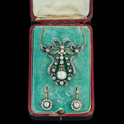 An Oriental pearl and old-cut diamond jewellery set - Exquisite Jewels