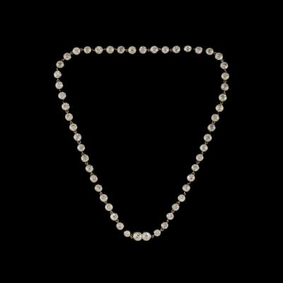 An Old-Cut Diamond Necklace, Total Weight c. 12 ct - Gioielli scelti