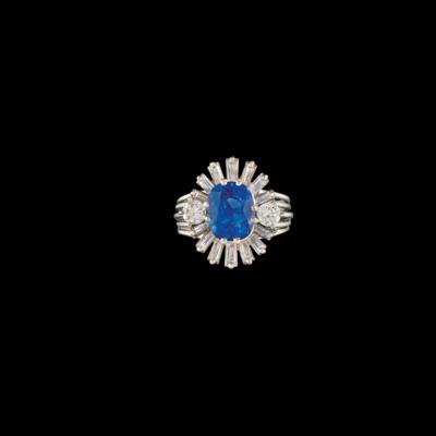 A Diamond Ring with Untreated Sapphire c. 3.80 ct - Gioielli scelti