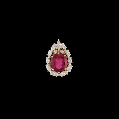 A Diamond and Rubellite Ring - Exkluzivní šperky