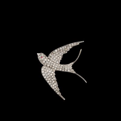 A Diamond Swallow Brooch, Total Weight c. 1.80 ct - Gioielli scelti