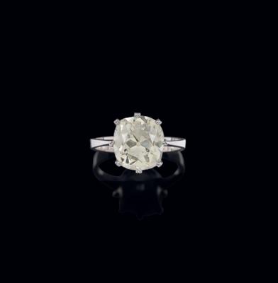 An old-cut diamond solitaire ring 5.24 ct - Exquisite Jewels