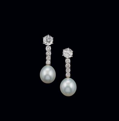 A pair of brilliant and cultured pearls ear stud pendants - Exkluzivní šperky