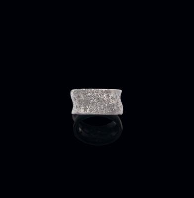 A brilliant ring total weight c. 0.62 ct - Exquisite Jewels