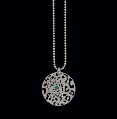 A ‘Panthère’ brilliant and emerald pendant by Cartier - Gioielli scelti