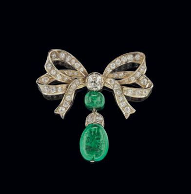 A diamond bow brooch with Columbian type emeralds c. 18 ct from an old European aristocratic collection - Exkluzivní šperky