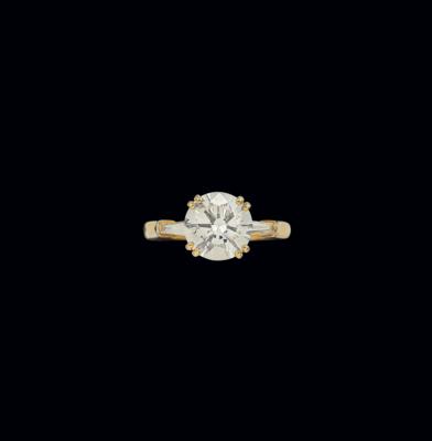 A diamond ring, total weight c. 3.16 ct - Exkluzivní šperky
