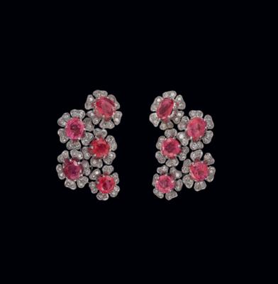 A pair of ear clips with untreated rubies, total weight c. 10 ct - Gioielli scelti