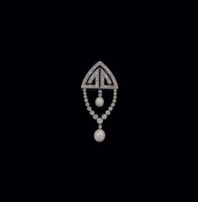 A Oriental pearl and diamond pendant - Exquisite Jewels