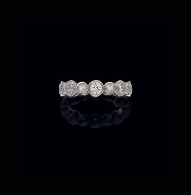 A ‘Jazz’ brilliant ring by Tiffany & Co, total weight c. 2 ct - Gioielli scelti